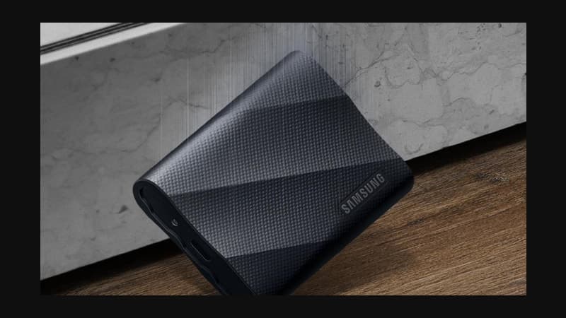 The Pocket-Size Samsung T7 1TB Portable SSD Is $269.99 Brand New